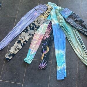 6 pairs of Teeki leggings